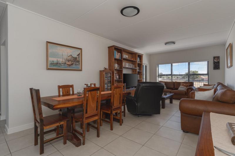 2 Bedroom Property for Sale in The Huntsman Western Cape